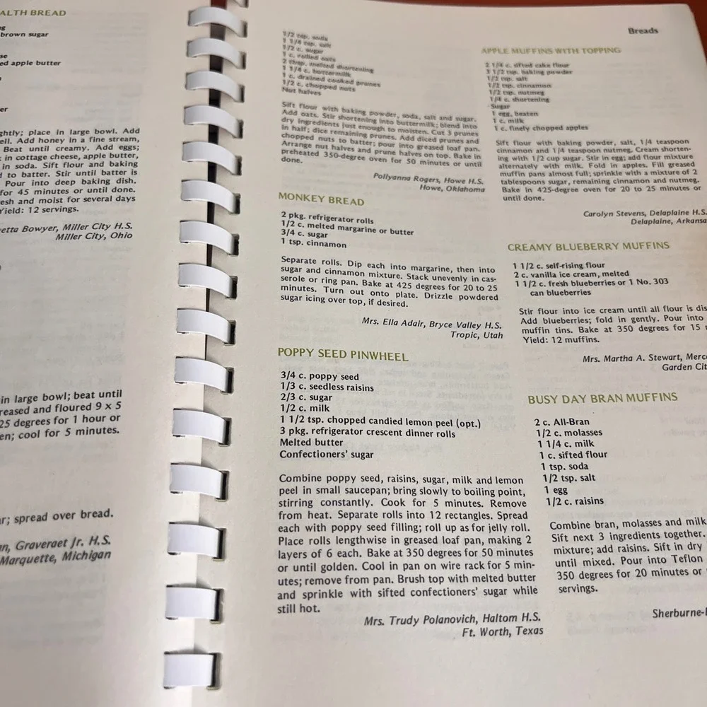 Vtg‎ 1978 Quick & Easy Dishes Cookbook Home Economics Teachers Revised Edition